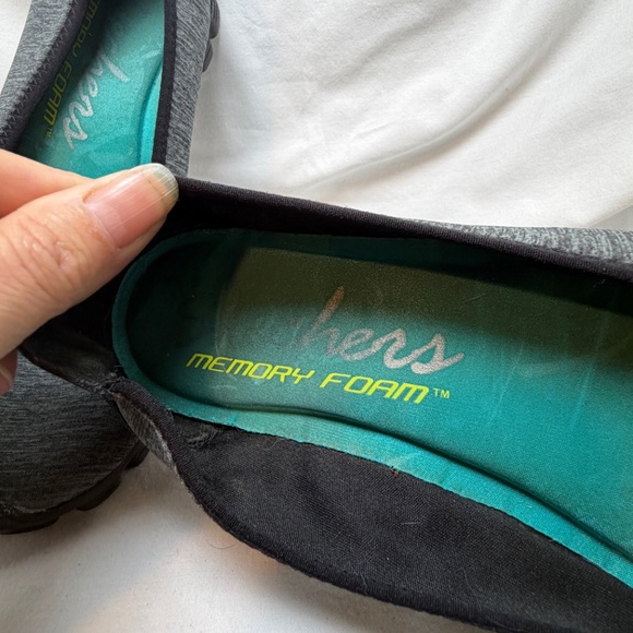 Skechers EZ Flex 2 Slip On Shoes Womens Size 8 Grey Walkign Shoes Memory Foam - Picture 3 of 6